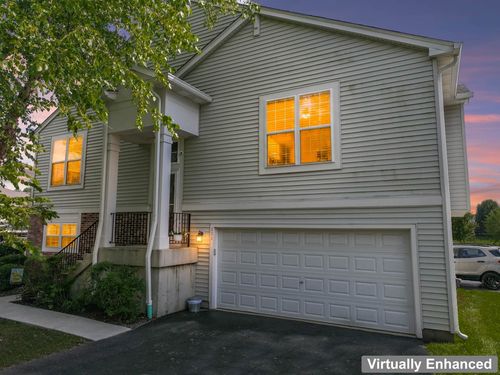 111 Terra Meadow Cir, Volo, IL, 60020-3212 | Card Image