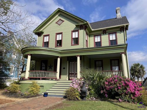 676 College St, Macon, GA, 31201-1700 | Card Image