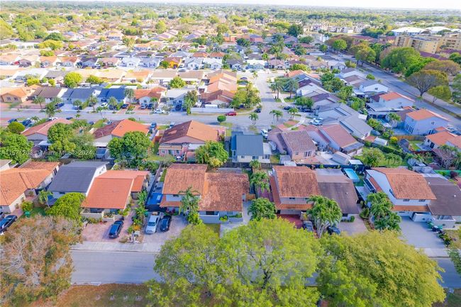 14832 - 14832 Sw 80 Th St, Home with 3 bedrooms, 2 bathrooms and null parking in Miami FL | Image 34