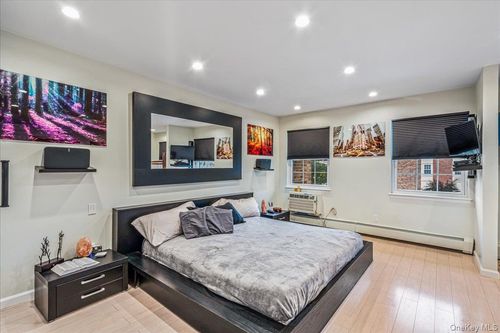 apt-2-208 Robert Rd, Bayside, NY, 11360-1577 | Card Image