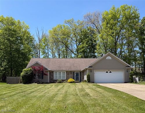 8912 Isabelle Ln, Macedonia, OH, 44056-1593 | Card Image