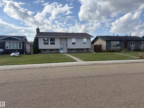 5420 51 St, Gibbons, AB, T0A0A7 | Card Image