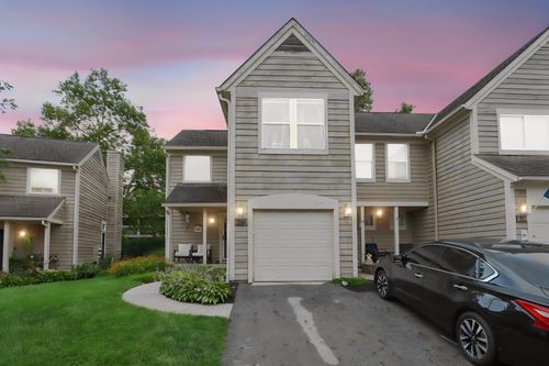 3414 Eastwoodlands Trl, Hilliard, OH, 43026-9342 | Card Image