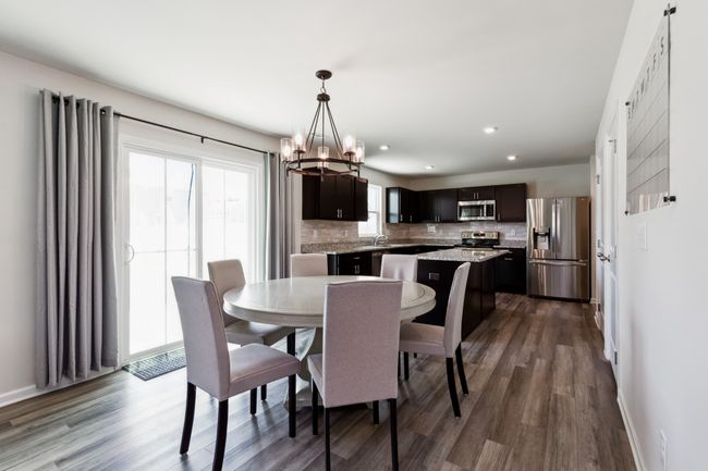 Dining Area | Image 6