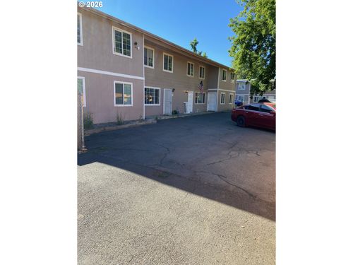 d-1215 W Main St, Medford, OR, 97501-2963 | Card Image