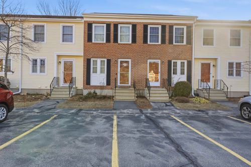 214 Fox Hollow Way, Manchester, NH, 03104-6408 | Card Image