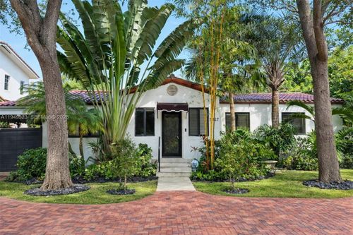 0-5827 Sw 29th St, Miami, FL, 33155 | Card Image