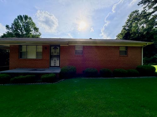 321 Pipkin Rd, Jackson, TN, 38305-5370 | Card Image