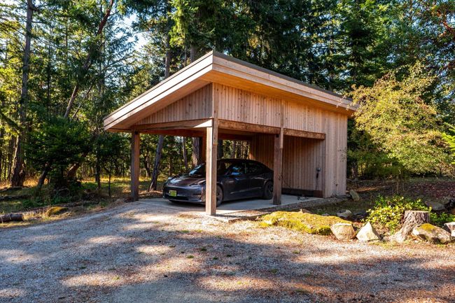 1456 Nose Point Road, House other with 5 bedrooms, 3 bathrooms and 3 parking in Salt Spring Island BC | Image 17