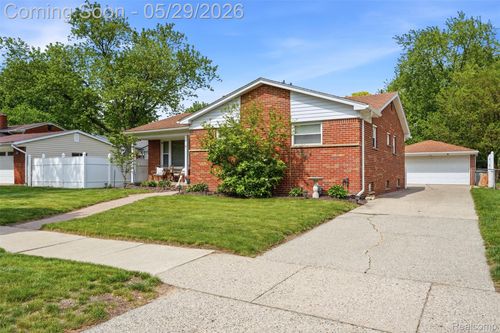 14338 Shadywood Dr, Plymouth, MI, 48170-2668 | Card Image