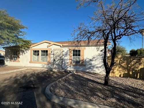 633 W Simmons Road, Tucson, AZ, 85705 | Card Image