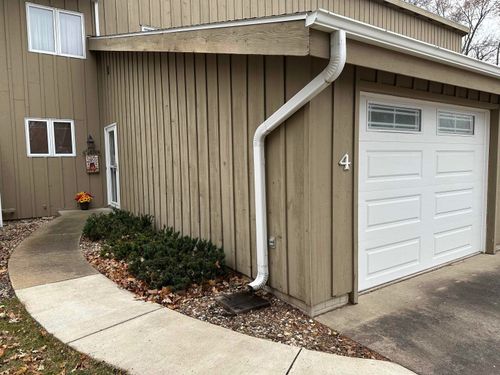 apt-4-205 Ohio St, Decorah, IA, 52101-1224 | Card Image