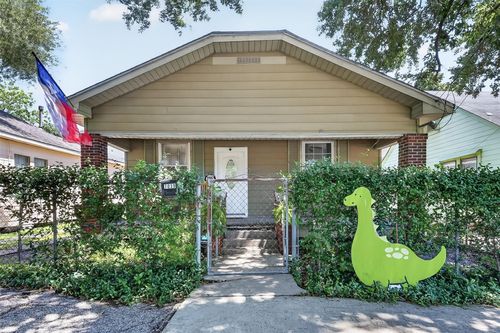 7039 Avenue E, Houston, TX, 77011-3739 | Card Image