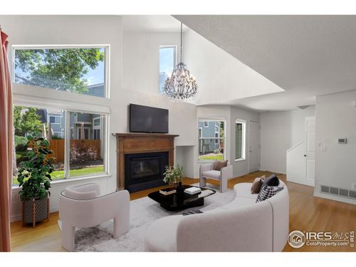 5174 Buckingham Rd, Boulder, CO, 80301-3748 | Card Image