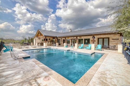 274 Mountain Laurel Ln, Concan, TX, 78838-3882 | Card Image