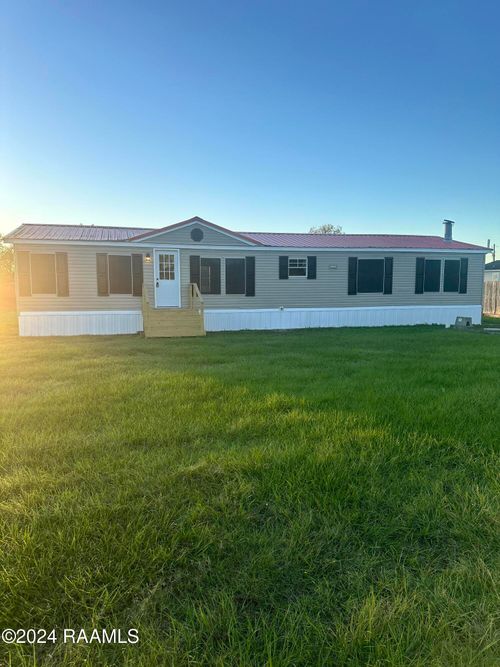 1473 Zin Zin Rd, Breaux Bridge, LA, 70517-7929 | Card Image