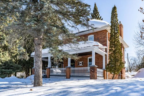 133 Main St W, Huntsville, ON, P1H1W5 | Card Image