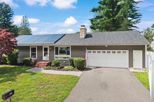 156 Kenberma St, Manchester, NH, 03103-6021 | Card Image