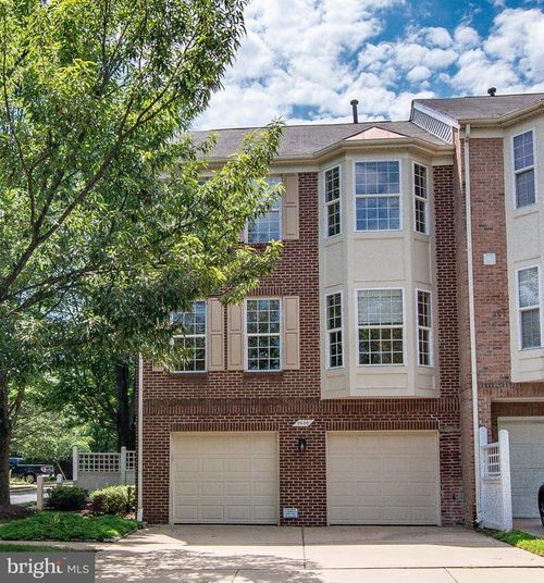 9400 Van Arsdale Dr, VIENNA, VA, 22181-6101 | Card Image