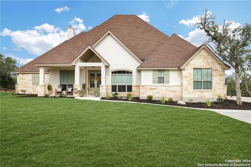 2221 Cascada Pkwy, Spring Branch, TX, 78070 | Card Image