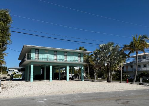 887 Bay Dr, Summerland Key, FL, 33042-4824 | Card Image