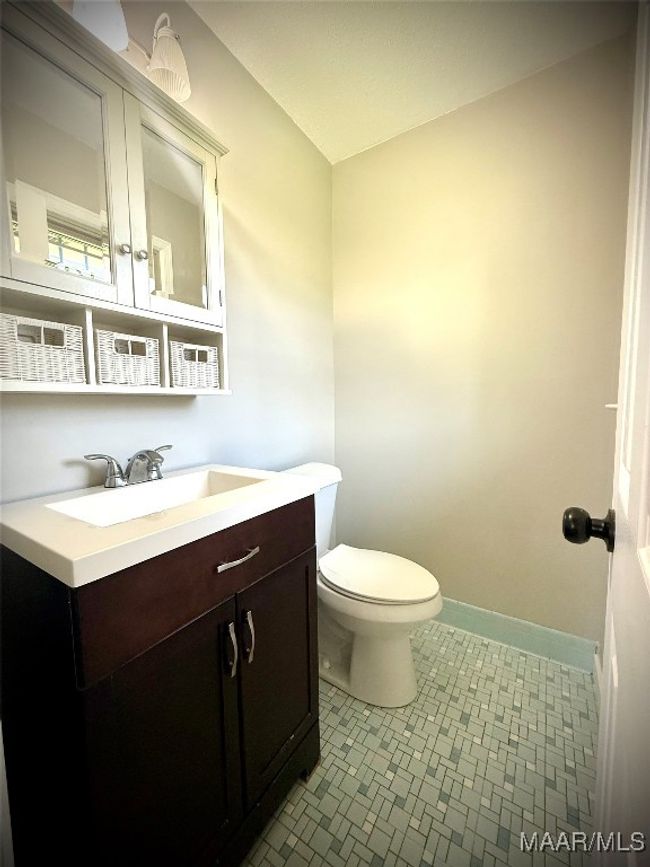 Half bath | Image 25