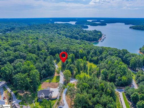461 Overlook Dr, Fair Play, SC, 29643-2752 | Card Image