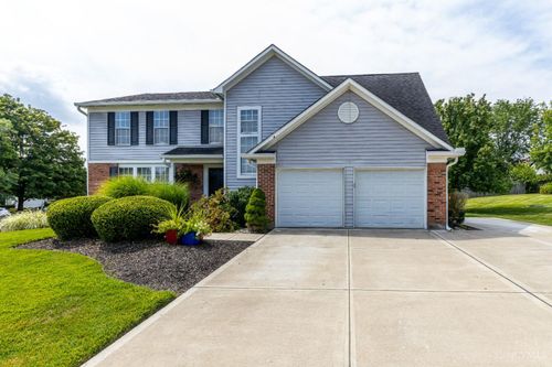 6387 Coachlight Way, West Chester, OH, 45069-2051 | Card Image