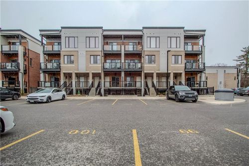 g105-25 Isherwood Ave, Cambridge, ON, N1R0E2 | Card Image