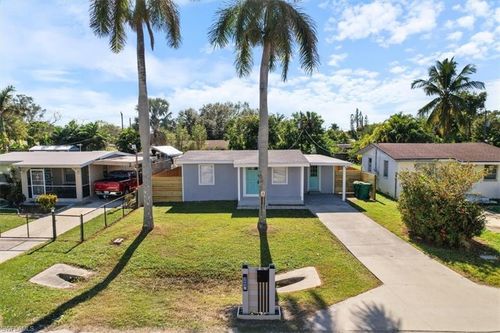 3064 Connecticut Ave, Naples, FL, 34112-3800 | Card Image