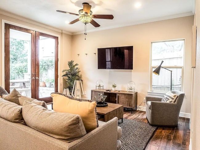 16308 Lake Loop, House other with 4 bedrooms, 4 bathrooms and 4 parking in Austin TX | Image 10