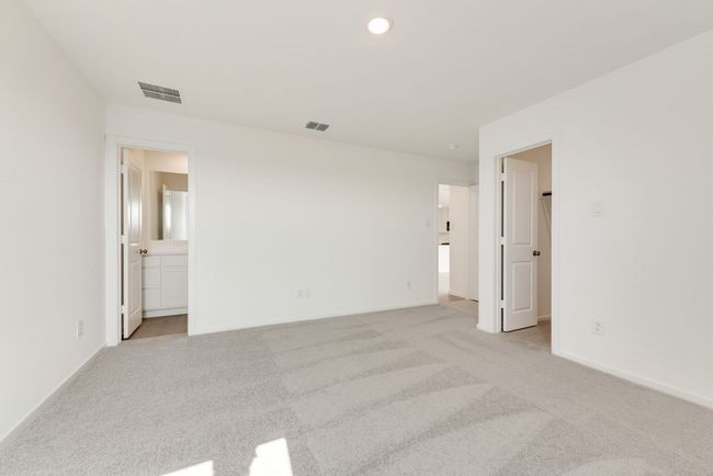 2045 Welsh Ln, House other with 3 bedrooms, 2 bathrooms and null parking in Aubrey TX | Image 13