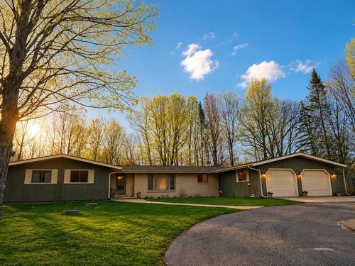 3270 Sth 17, Rhinelander, WI, 54501-8450 | Card Image