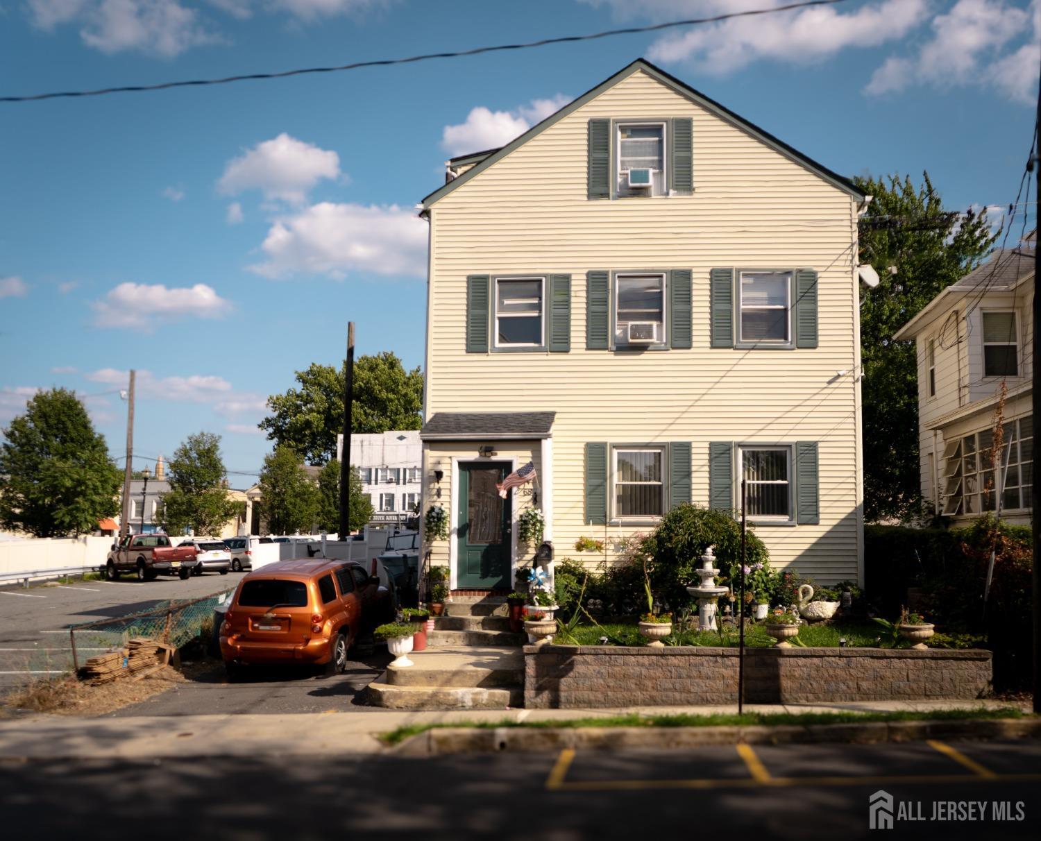George St, South River, NJ 08882