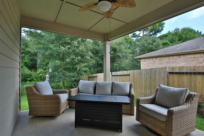7551 Fettle Ln, House other with 3 bedrooms, 2 bathrooms and 2 parking in Conroe TX | Image 34