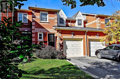 754 Shanahan Blvd, Newmarket, ON, L3X1W6 | Card Image