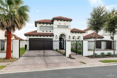 5101 Pecan Ave, McAllen, TX, 78501-3192 | Card Image