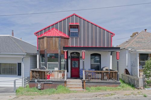 213 W Woolman St, Butte, MT, 59701-8823 | Card Image