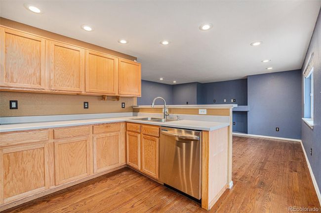 11722 Oakland St, House other with 4 bedrooms, 3 bathrooms and 2 parking in Henderson CO | Image 8