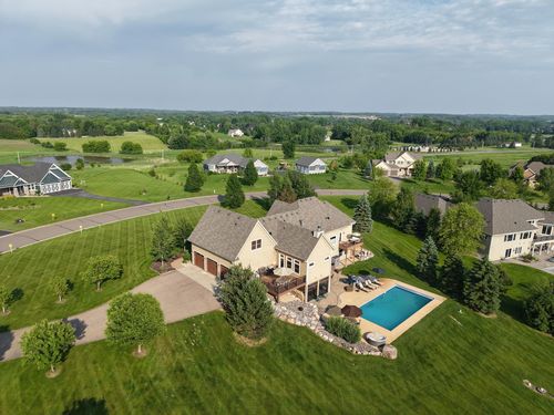 19270 Foxfield Dr, Prior Lake, MN, 55372-3460 | Card Image