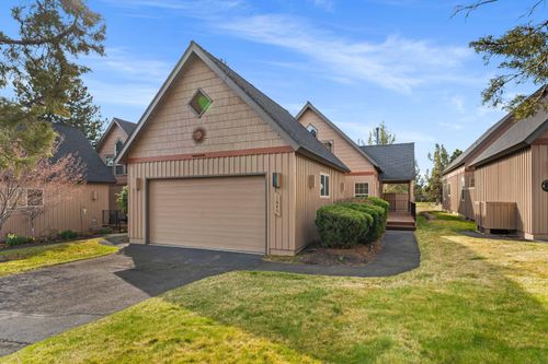 1845 Cinnamon Teal Dr, Redmond, OR, 97756-8374 | Card Image