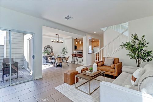 c-1610 Park, Long Beach, CA, 90815 | Card Image