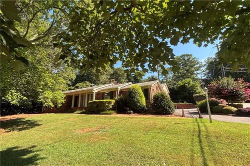 575 Woodvalley Dr Sw, Marietta, GA, 30064-3349 | Card Image