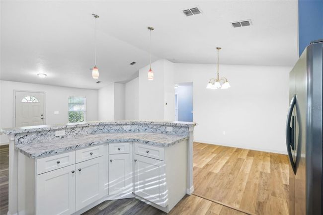 395 Alcazar Ave, House other with 3 bedrooms, 2 bathrooms and null parking in DE LEON SPRINGS FL | Image 8