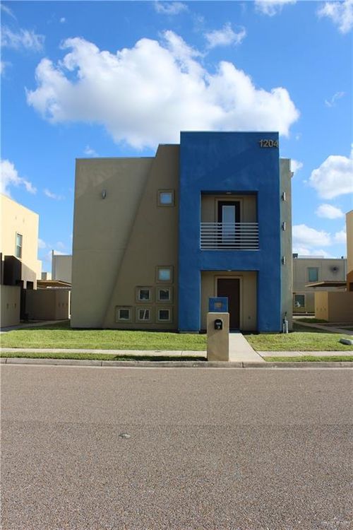1204 E Daffodil, McAllen, TX, 78501-2791 | Card Image