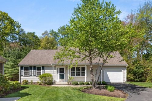 60-60 Brewster Rd, Stoughton, MA, 02072-3749 | Card Image