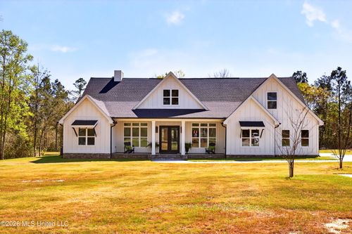 24111 Ryland Ridge Rd, Saucier, MS, 39574-3705 | Card Image