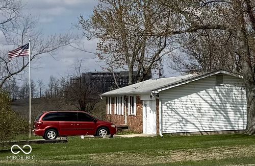 660 W 375 N, Lebanon, IN, 46052-8415 | Card Image