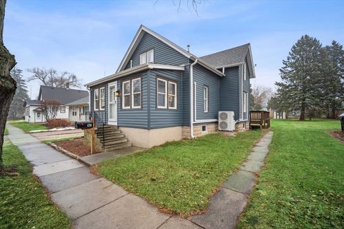 128 N Hadsall St, Genoa, IL, 60135-1213 | Card Image