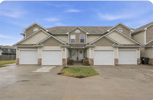 21089 Millridge St, Spring Hill, KS, 66083-6505 | Card Image